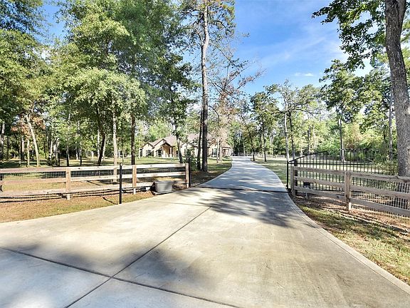 5th image of 9603 Breckenridge Dr