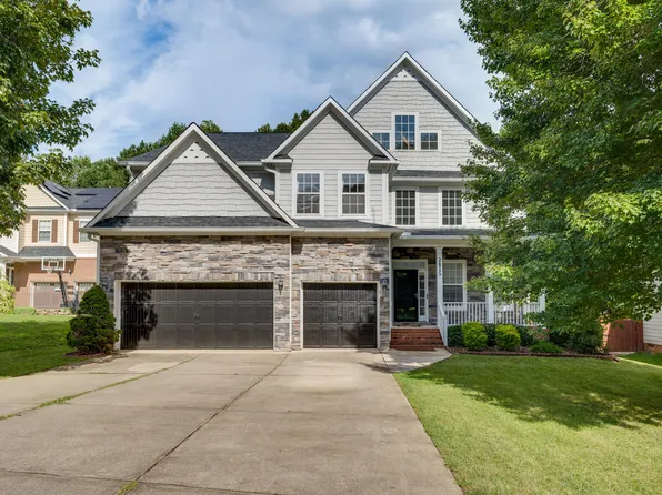 2813 Carriage Meadows Dr, Wake Forest, NC 27587