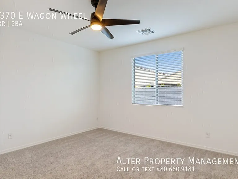 2370 E Wagon Wheel Ln — Photo 21