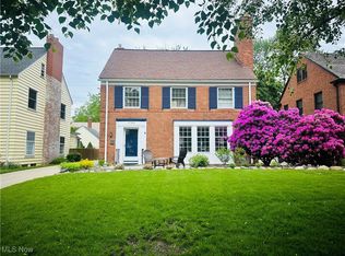 3705 Traynham Rd, Shaker Heights, OH 44122