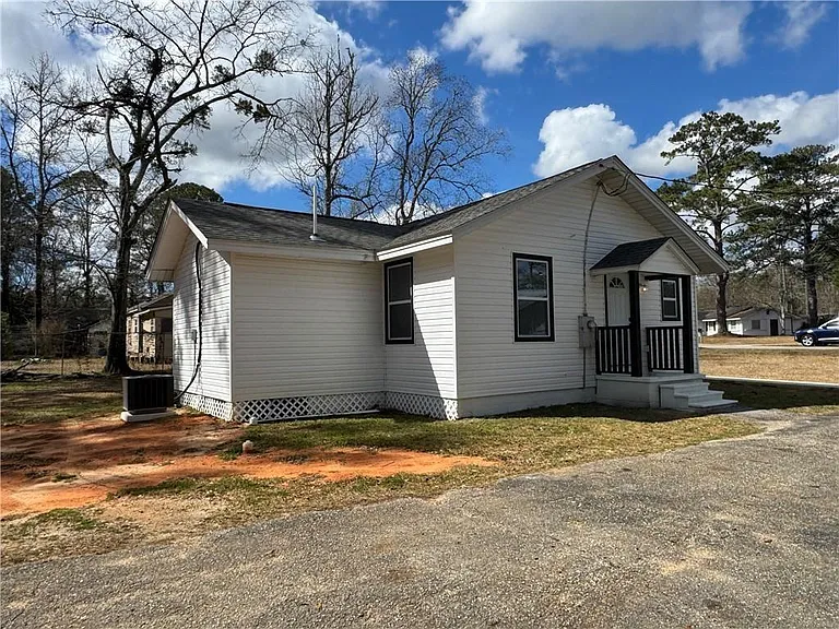 1625 Myers Rd #A — Photo 8