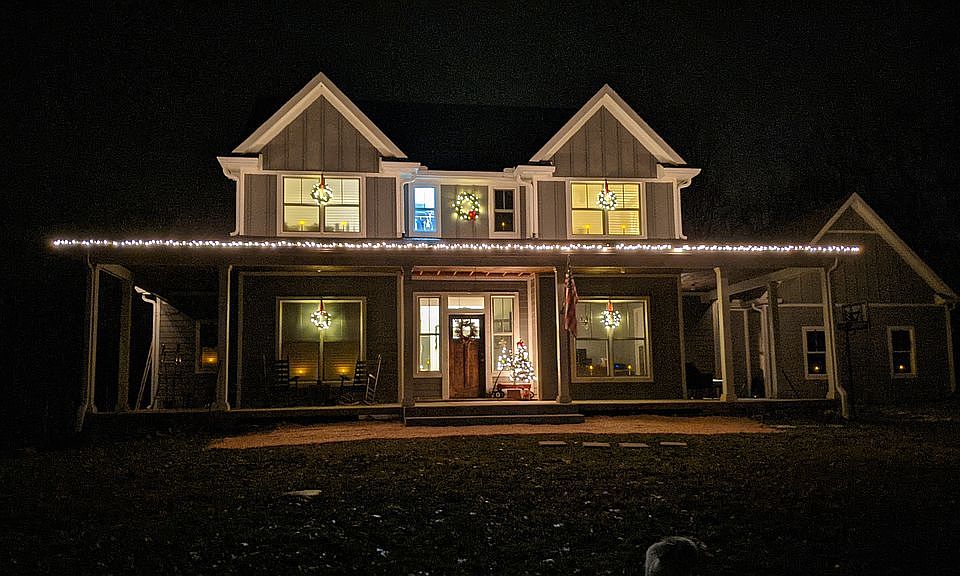 2nd image of 1221 Old Charlotte Pike