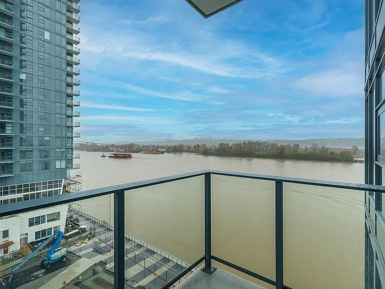 680 Quayside Dr #605 — Photo 15