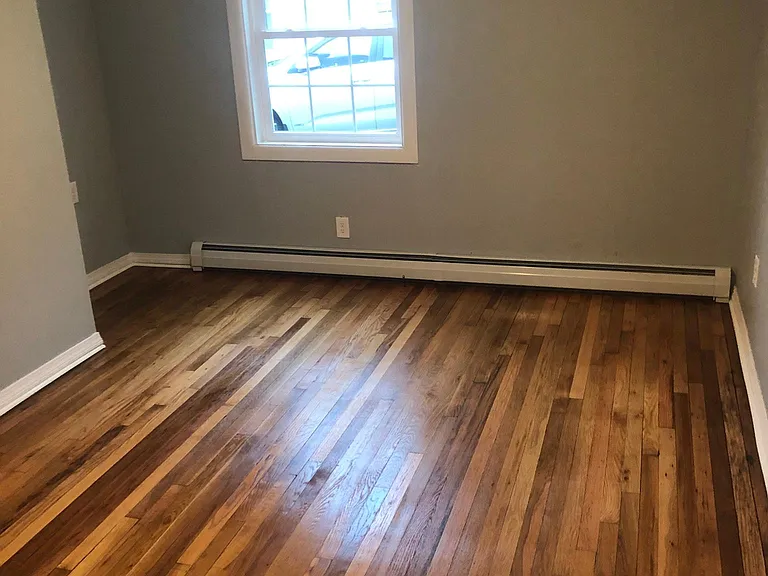 114 Cortland Cir — Photo 5