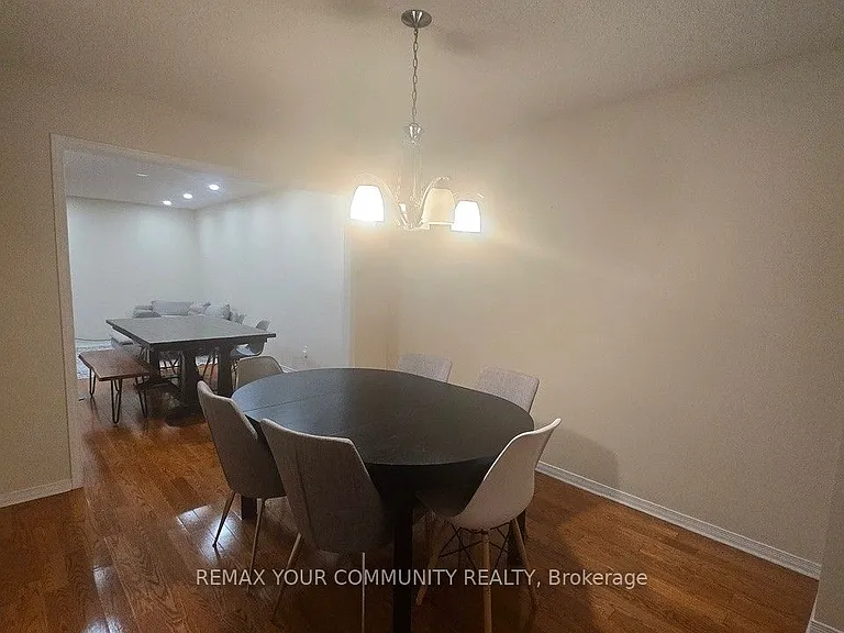 741 Caradonna Cres #25 — Photo 6