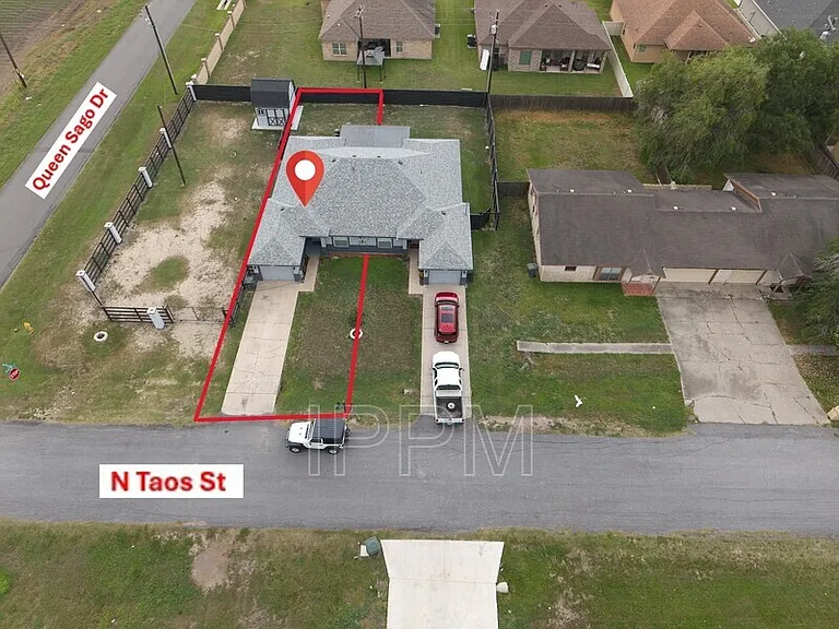 101 N Taos Blvd #B — Photo 4