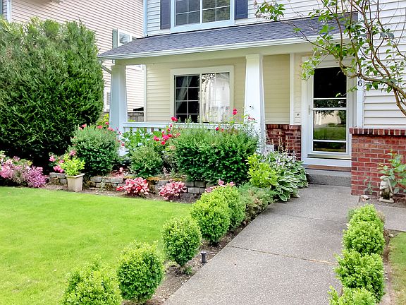 4th image of 1566 Jensen Ave