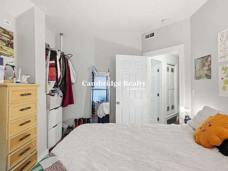 20 Symphony Rd #2T — Photo 8