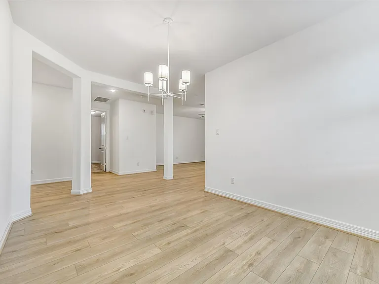 4116 Silver Falls Ln — Photo 13