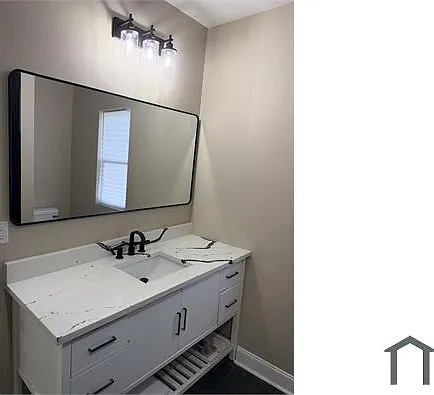 3 bed, $1,500 — Photo 2