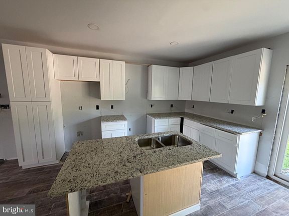 2nd image of 243 Cherry St #710