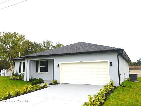 3rd image of 1837 Richardson Dr
