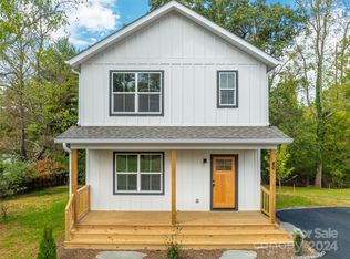 40 Gudger Rd, Candler, NC 28715