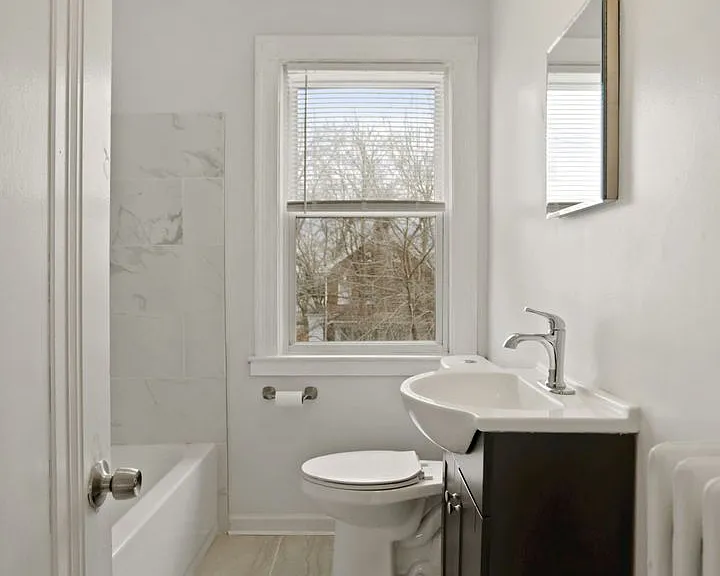 4312 10th St NE — Photo 16