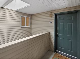 2001 120th Pl SE APT 6-304, Everett, WA 98208