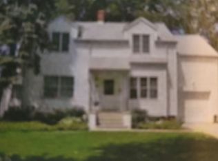 5 University Ct, Normal, IL 61761