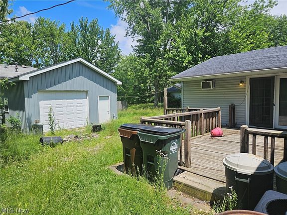 2nd image of 41554 Rosewood St