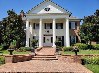 1240 Country Club Cir, Minden, LA 71055