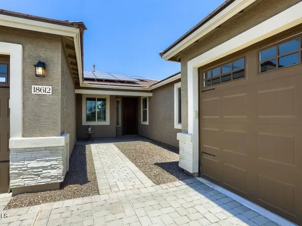 18612 W BUTLER Drive, Waddell, AZ 85355
