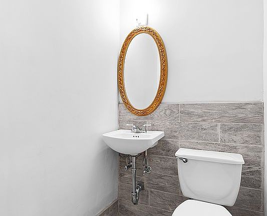 5th image of 609 Columbus Ave APT 10C