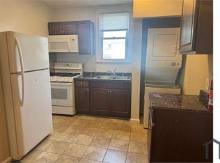 2801 R St SE APT 2, Washington, DC 20020