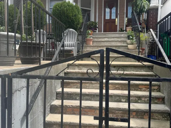 360 Victory Blvd, Staten Island, NY 10301