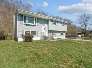 337 Lake Shore Dr, Monroe, NY 10950