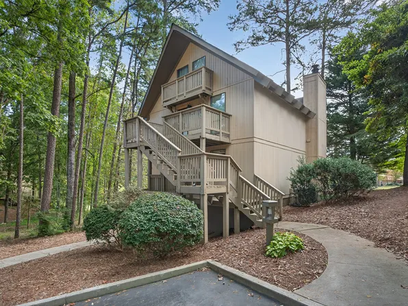 400-1 Captains Walk Cir, Salem, SC 29676