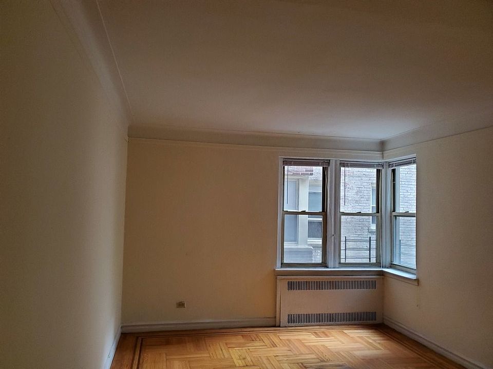 1st image of 4135 45th St APT 2L