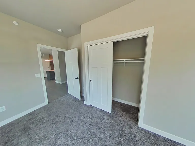 Beaverbrook Apartments — Photo 53