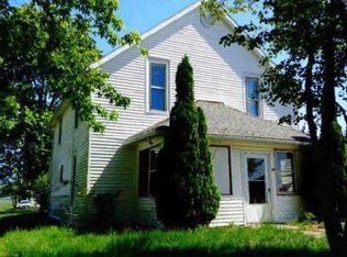 126 E William St, Lovington, IL 61937