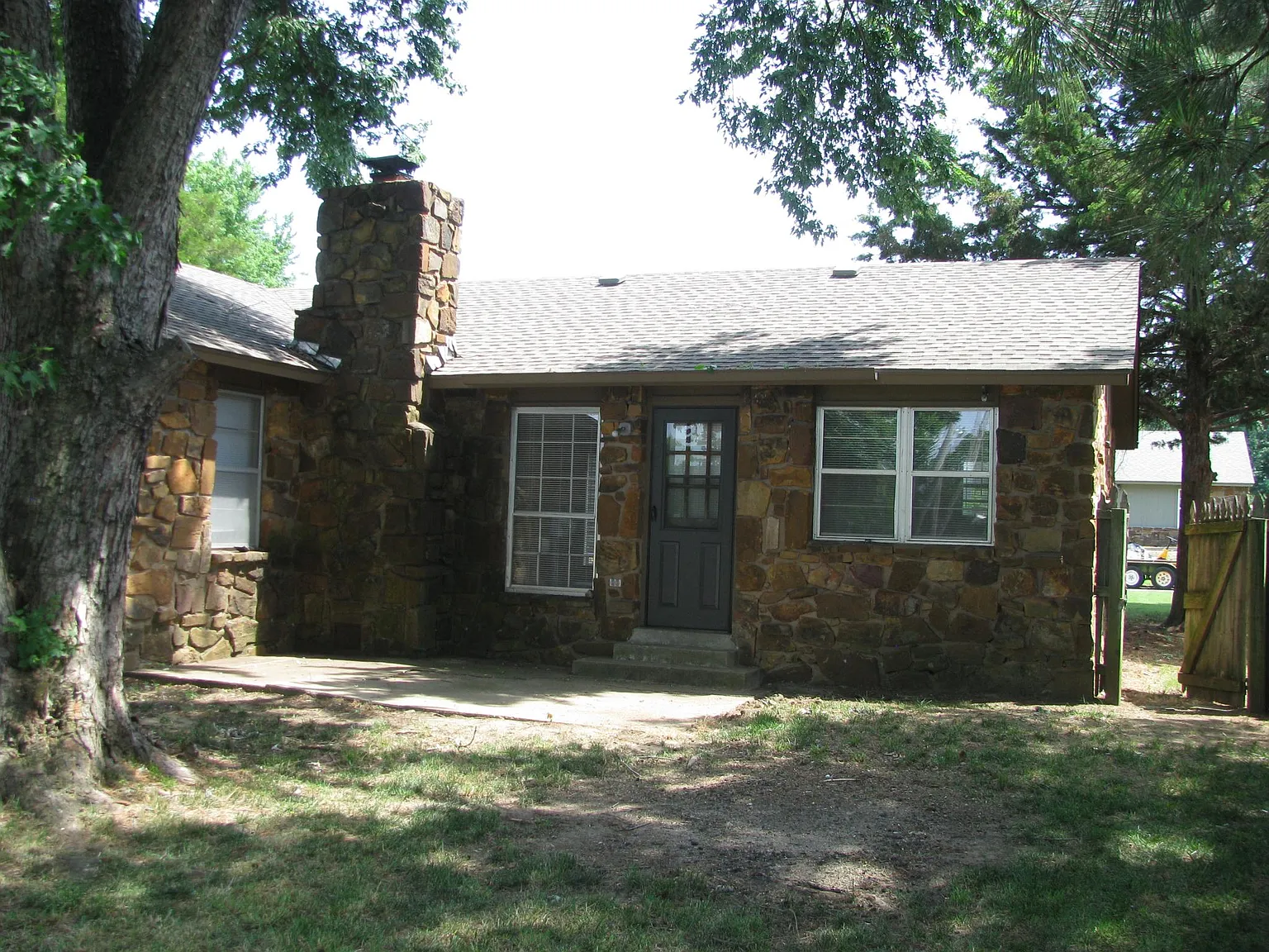 3 bed, 1581 sqft, $1,600 — Photo 3