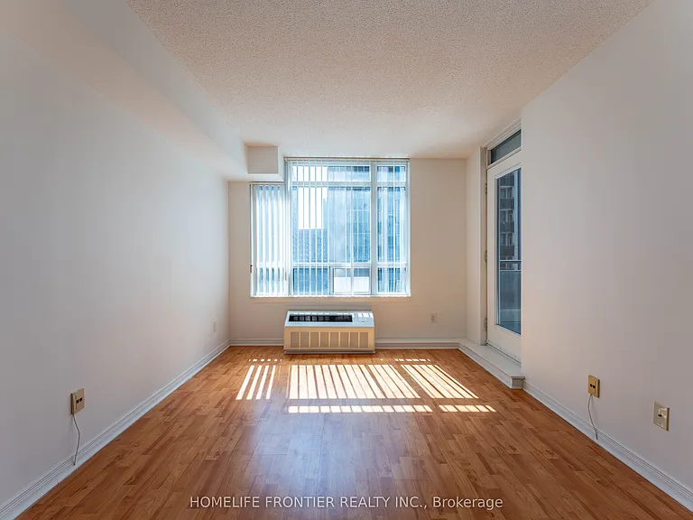 155 Beecroft Rd #1203 — Photo 4