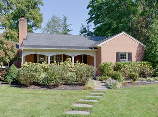 1136 Arcturus Ln, Alexandria, VA 22308