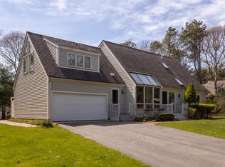 1 Plantingfield Wood Ln, Edgartown, MA 02539
