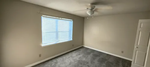 47 Lake Shore Dr Photo 1