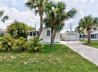 303 Valencia St, Sebastian, FL 32958