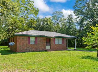 1841 County Highway 183 S, Defuniak Springs, FL 32435