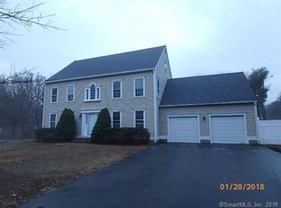 2 James Ct, Old Saybrook, CT 06475