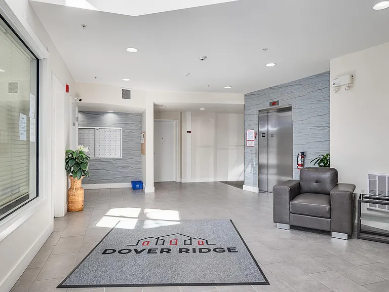 6330 McRobb Ave #401 — Photo 4