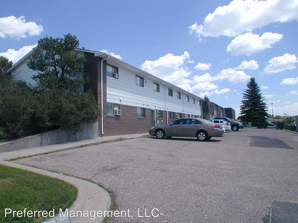 2nd image of 153 Brookfield Ct APT 2