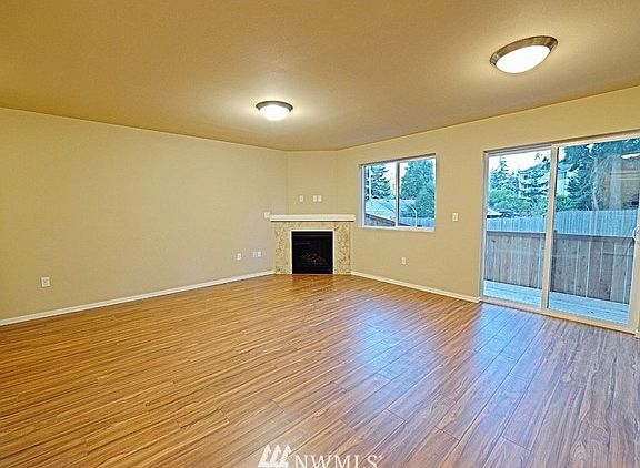 3rd image of 23436 B 55th Avenue W #2