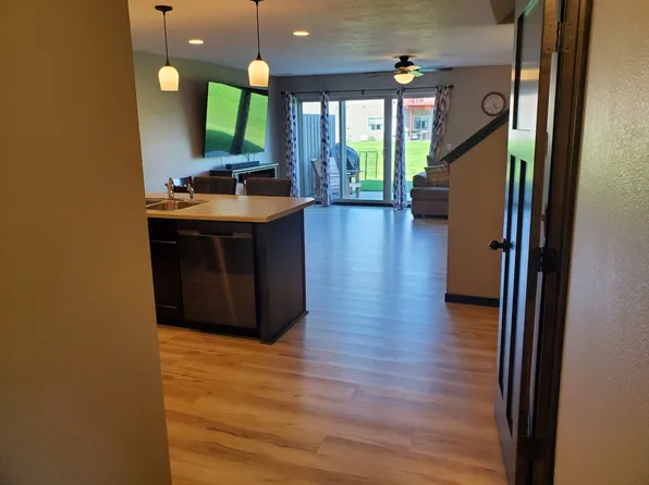 2350 S Ronsiek Ave #2350, Sioux Falls, SD 57106