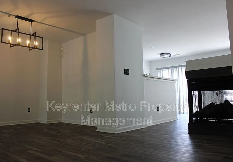 1005 Treeland Way — Photo 13