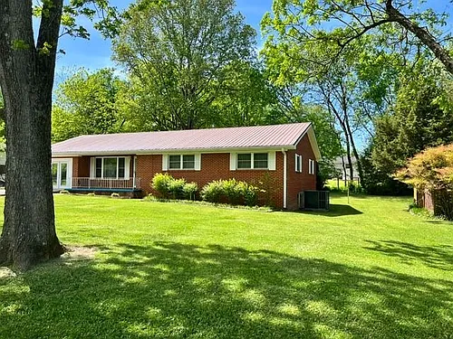 318 Cedar Springs Rd Photo 1