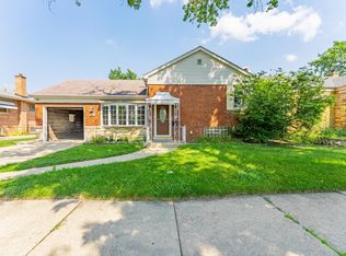 2227 S 9th Ave, North Riverside, IL 60546