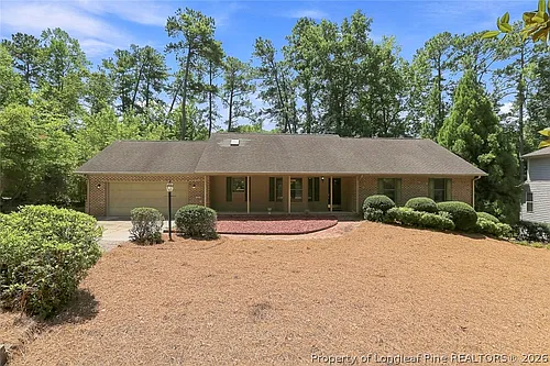 709 Essex Ct Photo 1