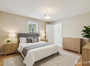 20 Austin Ct #7, Freehold, NJ