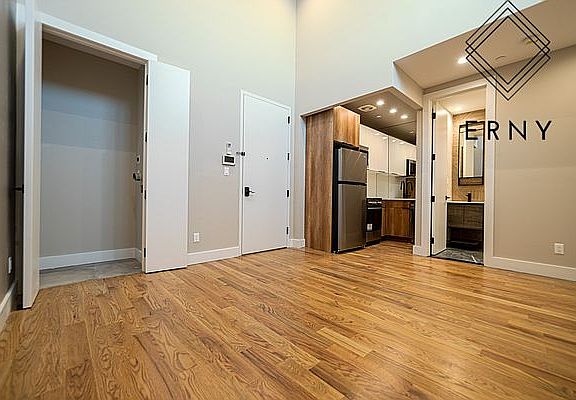 3rd image of 1405 Herkimer St #4