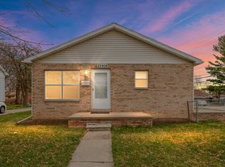 22408 Shakespeare Ave, Eastpointe, MI 48021